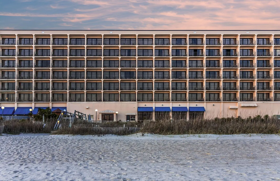 Crystal Coast Oceanfront Hotel-1